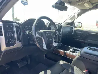 GMC Sierra 1500 2018 4x4 SLT 4dr Crew Cab 5.8 ft. SB