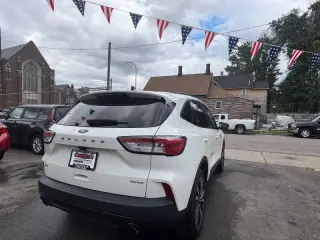 2021 Ford Escape SE