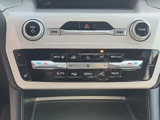Ford Explorer 2023 AWD XLT 4dr SUV