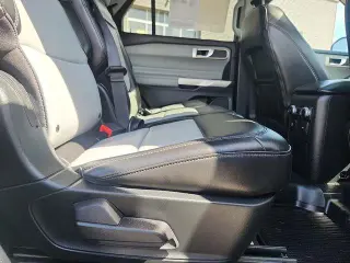 Ford Explorer 2023 AWD XLT 4dr SUV
