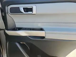 Ford Explorer 2023 AWD XLT 4dr SUV
