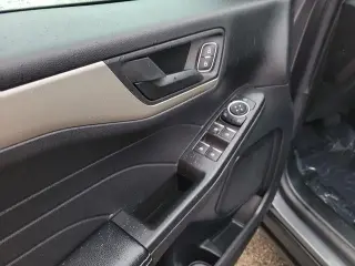 Ford Escape 2022 AWD SE 4dr SUV