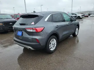 Ford Escape 2022 AWD SE 4dr SUV