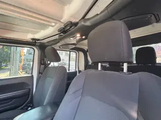2022 Jeep Gladiator Willys