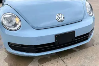Volkswagen Beetle 2012 2.5L PZEV 2dr Coupe 6A