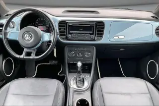 Volkswagen Beetle 2012 2.5L PZEV 2dr Coupe 6A
