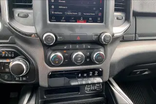 Ram 1500 2022 4x4 Big Horn 4dr Crew Cab 5.6 ft. SB Pickup