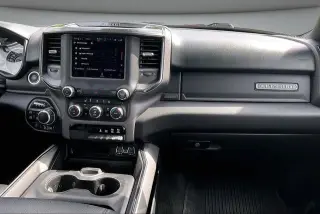 Ram 1500 2022 4x4 Big Horn 4dr Crew Cab 5.6 ft. SB Pickup
