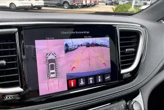 Chrysler Pacifica 2025 Select 4dr Mini-Van