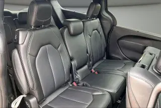 Chrysler Pacifica 2025 Select 4dr Mini-Van