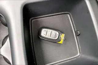Chrysler Pacifica 2025 Select 4dr Mini-Van