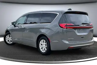 Chrysler Pacifica 2025 Select 4dr Mini-Van
