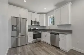 1 dormitorio y 1 baño, que
