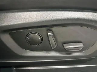 Ford Explorer 2023 AWD XLT 4dr SUV