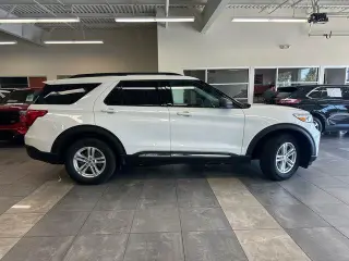 Ford Explorer 2023 AWD XLT 4dr SUV