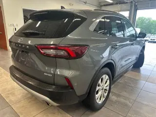 Ford Escape 2023 AWD Active 4dr SUV