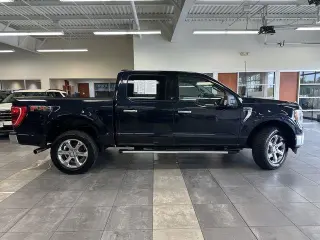 Ford F-150 2022 4x4 XL 4dr SuperCrew 5.5 ft. SB
