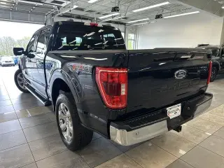 Ford F-150 2022 4x4 XL 4dr SuperCrew 5.5 ft. SB