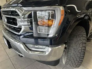 Ford F-150 2022 4x4 XL 4dr SuperCrew 5.5 ft. SB