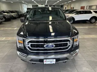 Ford F-150 2022 4x4 XL 4dr SuperCrew 5.5 ft. SB