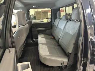Ford F-150 2022 4x4 XL 4dr SuperCrew 5.5 ft. SB