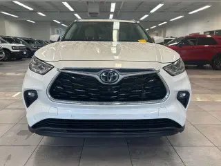 Toyota Highlander 2021 AWD Limited 4dr SUV