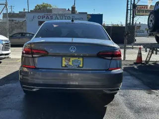 2021 Volkswagen Passat SE