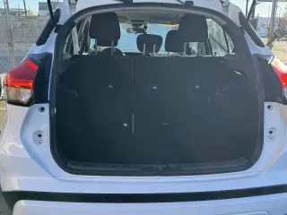 2023 Nissan Kicks S