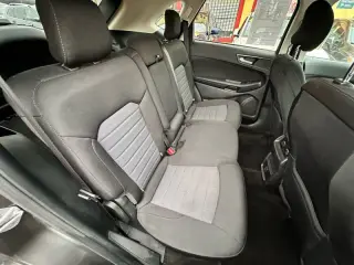 2018 Ford Edge SE