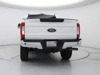 Ford F-250 Super Duty 2019 4x4 XLT 4dr Crew Cab 6.8 ft. SB Pickup