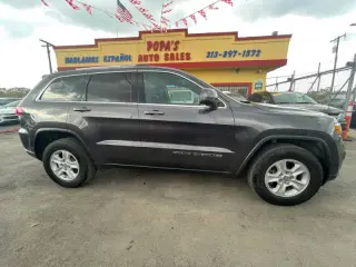 2017 Jeep Grand Cherokee Laredo