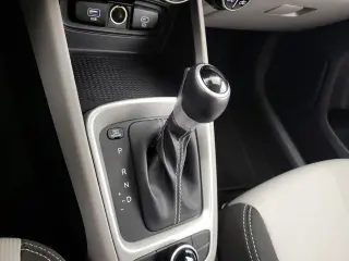 Hyundai VENUE 2023 SEL 4dr Crossover