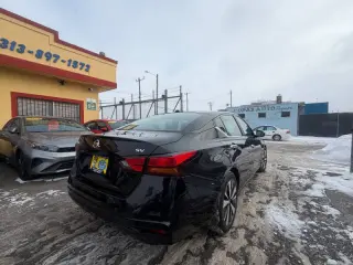 2021 Nissan Altima 2.5 SV