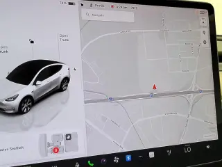 Tesla Model Y 2023 AWD Long Range 4dr Crossover