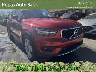 2021 Volvo XC40 T4 Momentum