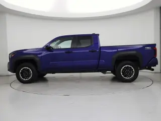 Toyota Tacoma 2025 4x4 SR5 4dr Double Cab 5.0 ft SB