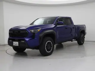 Toyota Tacoma 2025 4x4 SR5 4dr Double Cab 5.0 ft SB