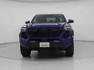 Toyota Tacoma 2025 4x4 SR5 4dr Double Cab 5.0 ft SB