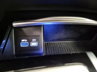 Genesis G80 2023 AWD 2.5T 4dr Sedan
