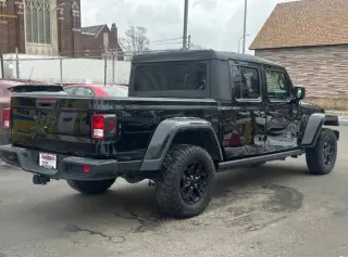 2022 Jeep Gladiator Willys