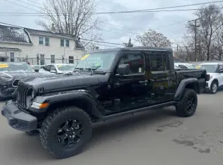 2022 Jeep Gladiator Willys