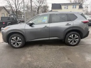 2022 Nissan Rogue SV