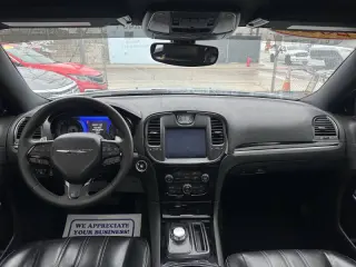2023 Chrysler 300 S V6