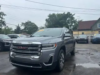 2022 GMC Acadia SLE