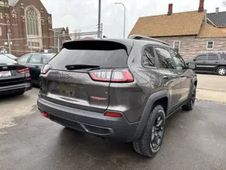 2019 Jeep Cherokee Trailhawk Elite