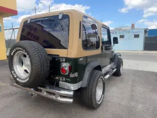 1995 Jeep Wrangler SE