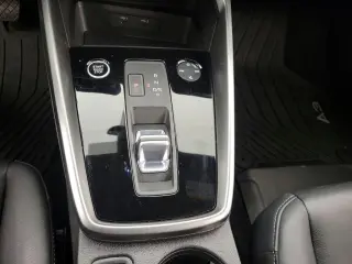 Audi A3 2023 AWD quattro Premium 40 TFSI 4 puertas Sedán