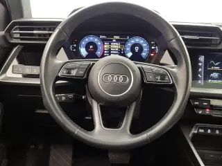 Audi A3 2023 AWD quattro Premium 40 TFSI 4 puertas Sedán