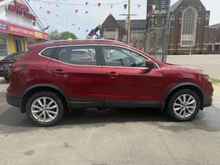2020 Nissan Rogue Sport SV