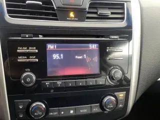 Nissan Altima 2014 2.5 SV Sedan de 4 puertas